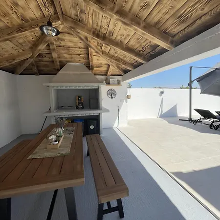 Olivarum With Heated Pool