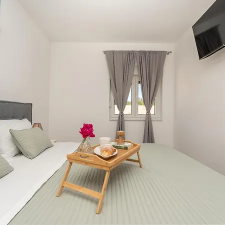 Σπίτι διακοπών Olivarum With Heated Pool *