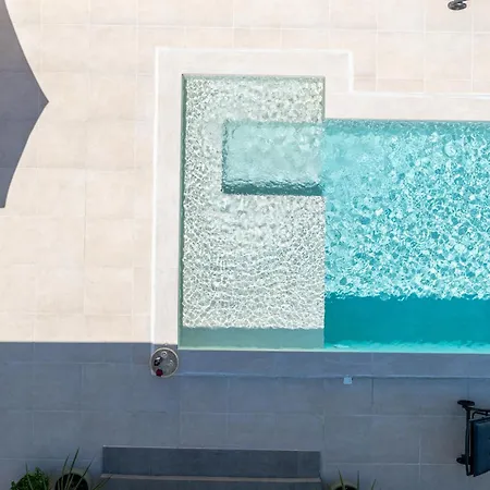 Σπίτι διακοπών Olivarum With Heated Pool *