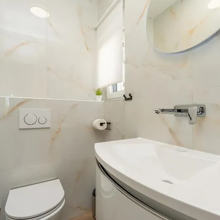 Σπίτι διακοπών Olivarum With Heated Pool